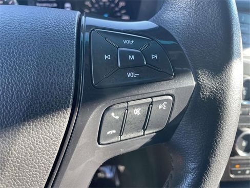 Used 2016 Ford Explorer XLT image 16