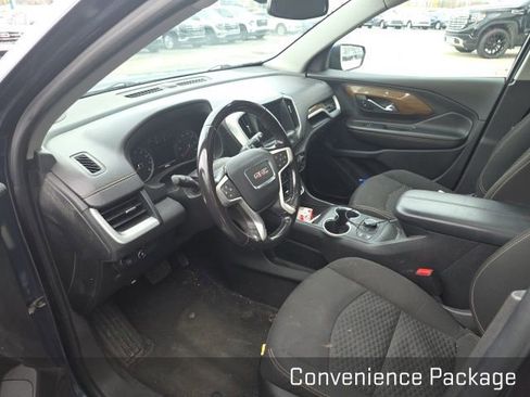 Used 2018 GMC Terrain SLE w/ Driver Convenience Package image 9