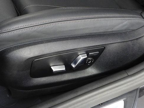 Certified 2023 BMW 530e w/ Convenience Package image 23