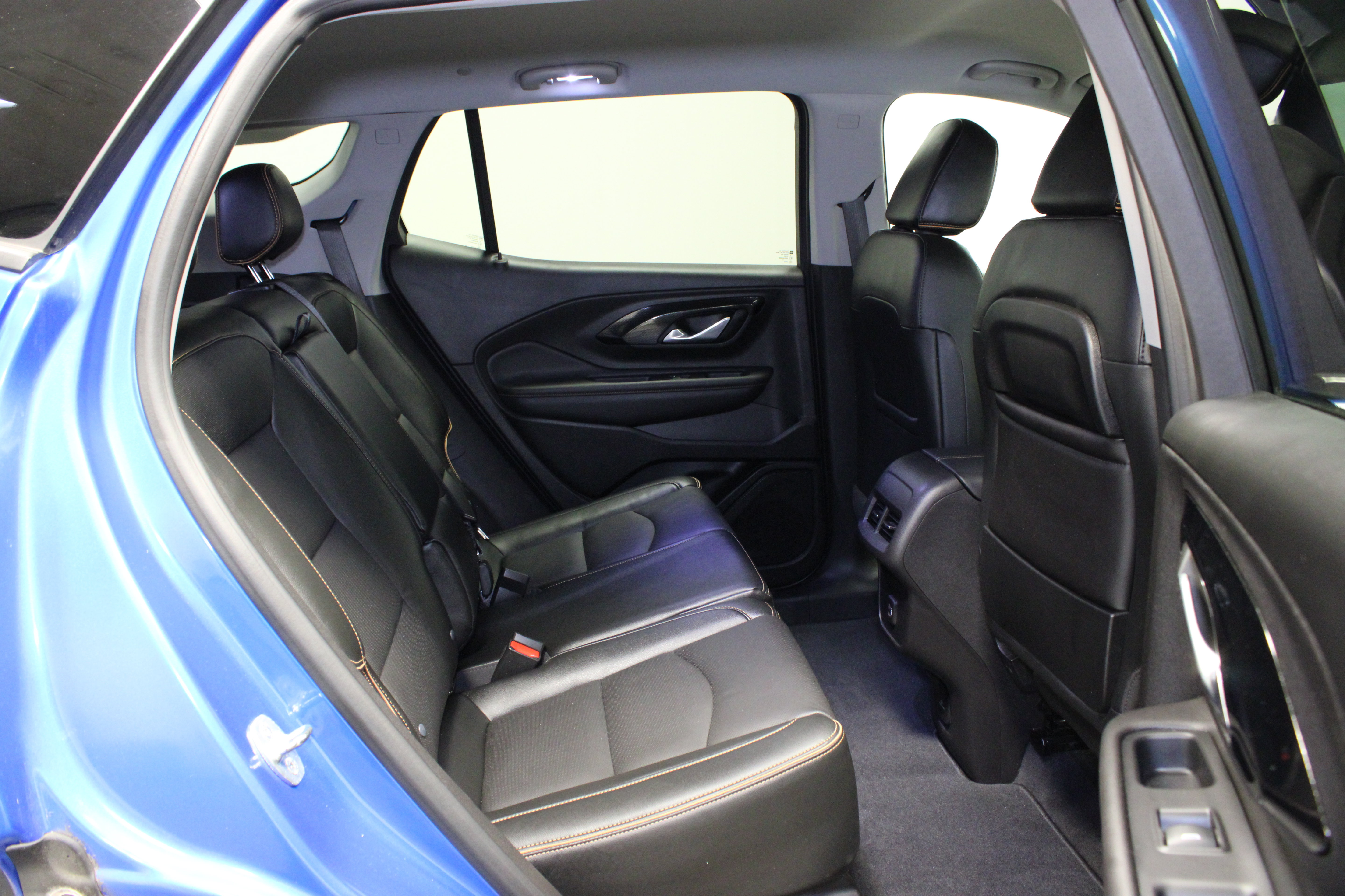 Used 2024 GMC Terrain AT4 AWD/4WD image 15
