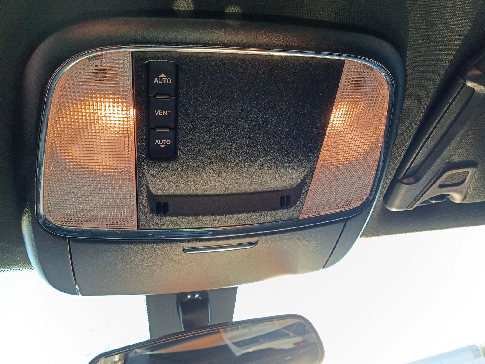 Used 2023 Dodge Charger SXT RWD image 23