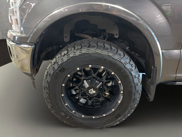 Used 2018 Ford F150 Lariat w/ Equipment Group 502A Luxury AWD/4WD image 15