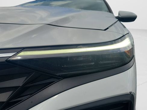 Certified 2024 Hyundai Elantra SEL FWD image 24
