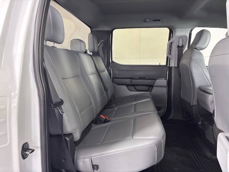 Used 2023 Ford F250 XL w/ FX4 Off-Road Package AWD/4WD image 18