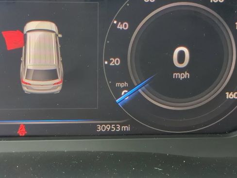 Certified 2023 Volkswagen Atlas SE FWD image 32