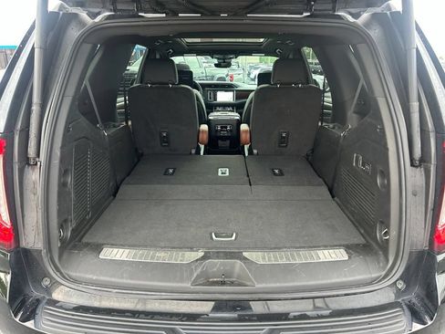 Used 2024 GMC Yukon Denali Ultimate AWD/4WD image 41