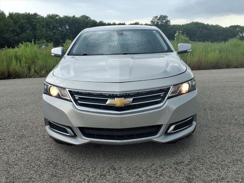 Used 2015 Chevrolet Impala LT FWD image 28