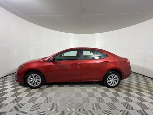 Used 2019 Toyota Corolla Sedan image 4