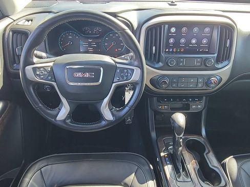 Used 2022 GMC Canyon Denali w/ Denali Black Edition Package AWD/4WD image 11
