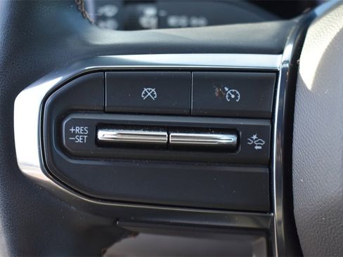 Used 2023 GMC Canyon AT4 w/ LPO, Sports Bar Package image 40