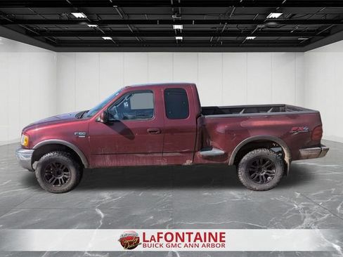 Used 2003 Ford F150 XLT image 2