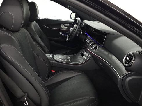 Used 2022 Mercedes-Benz E 350 Sedan w/ Driver Assistance Package image 8