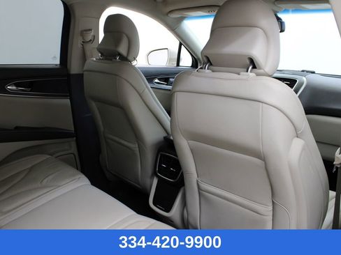 Used 2018 Lincoln MKX Select w/ Select Plus Package image 20