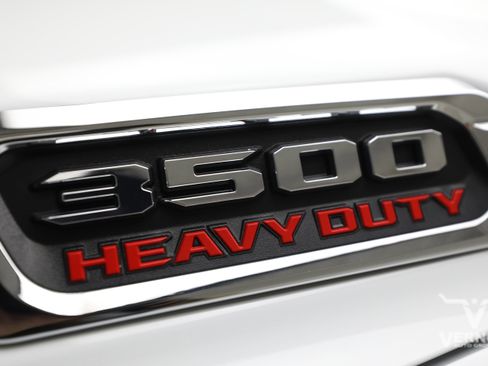Used 2024 RAM 3500 Big Horn AWD/4WD image 11