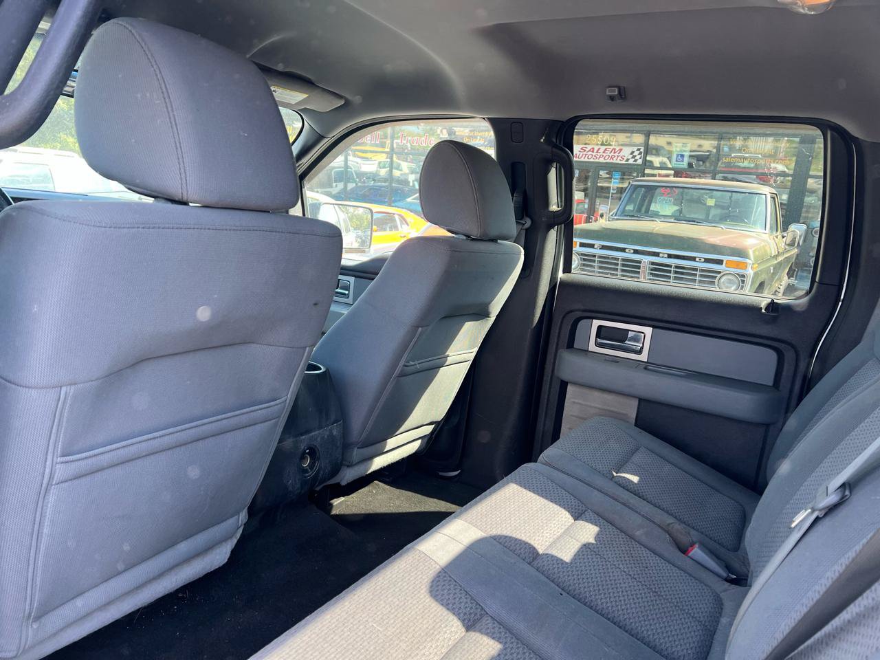 Used 2011 Ford F150 XLT w/ XLT Convenience Pkg AWD/4WD image 11