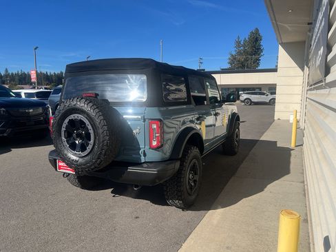 Used 2022 Ford Bronco Badlands image 4