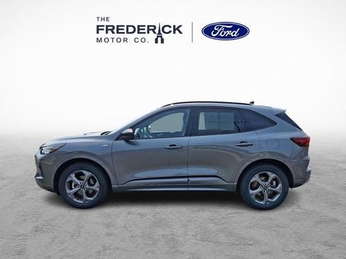 Certified 2023 Ford Escape ST-Line w/ Tech Pack #1 AWD/4WD image 7