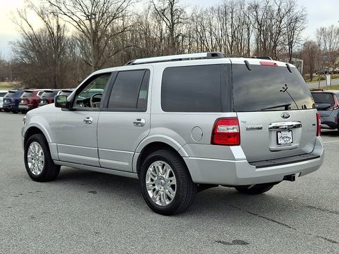 Used 2013 Ford Expedition Limited image 4