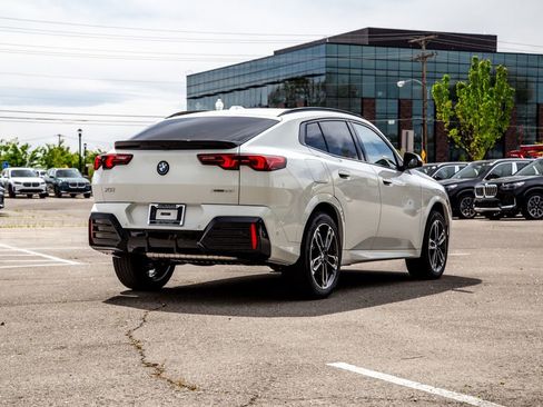 New 2026 BMW X2 xDrive28i w/ Technology Package image 5