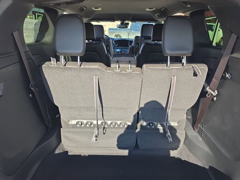 New 2026 Chrysler Pacifica Select image 13