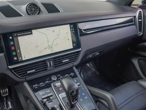 Used 2023 Porsche Cayenne GTS image 22
