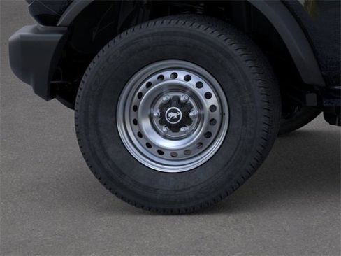 New 2025 Ford Bronco 4-Door image 21