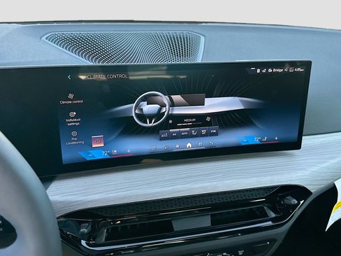 New 2026 BMW 330i Sedan w/ Convenience Package RWD image 13