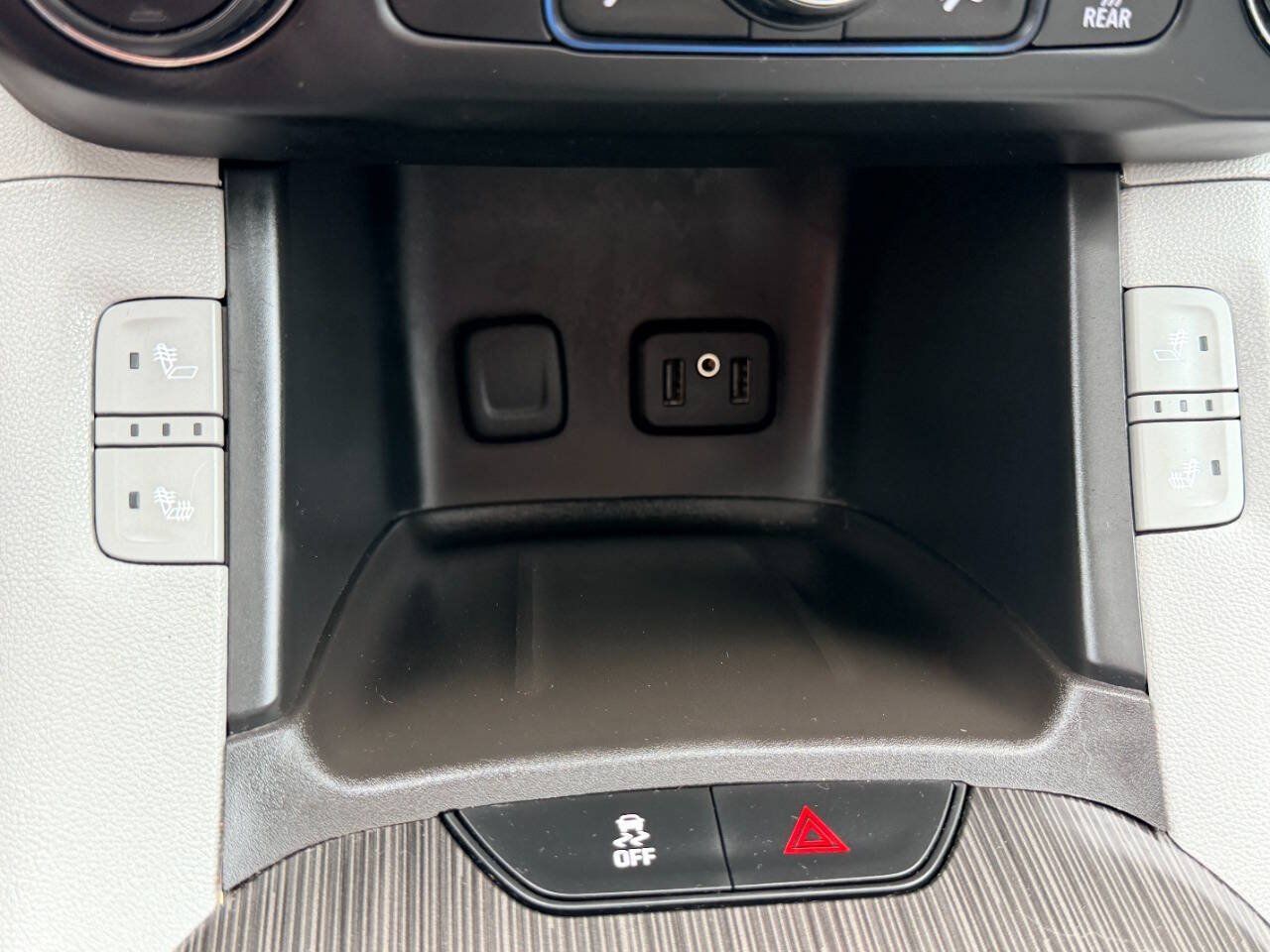 Used 2017 GMC Acadia SLT w/ LPO, Floor Liner Package AWD/4WD image 46
