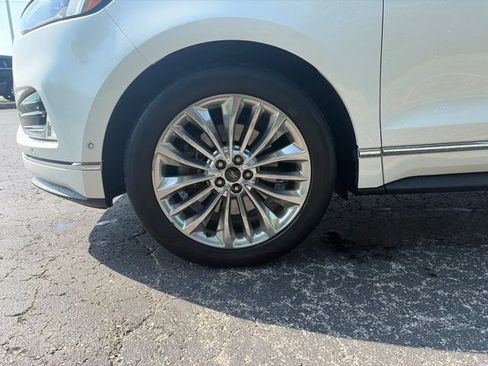 Used 2020 Ford Edge Titanium w/ Equipment Group 301A AWD/4WD image 4