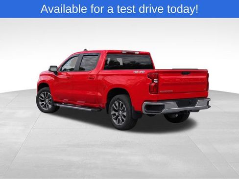 Used 2023 Chevrolet Silverado 1500 LT AWD/4WD image 3