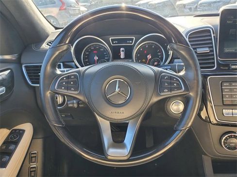 Used 2018 Mercedes-Benz GLS 550 4MATIC image 30