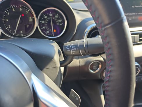 Used 2019 MAZDA MX-5 Miata RF Grand Touring RWD image 20