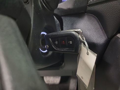 Used 2020 Toyota RAV4 LE image 16