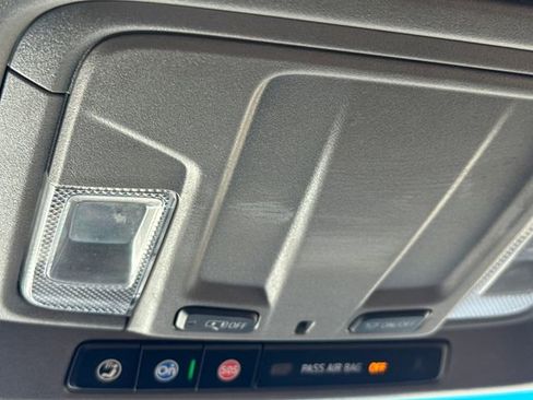 Used 2022 Chevrolet Silverado 2500 LT w/ Convenience Package image 26