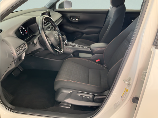 Certified 2025 Honda HR-V Sport image 8