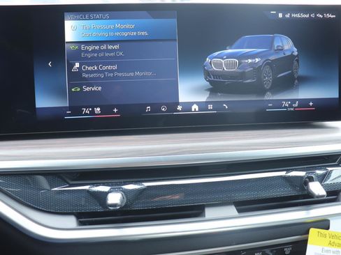 New 2026 BMW X5 xDrive50e w/ M Sport Package AWD/4WD image 34