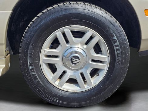 Used 2004 Mercury Mountaineer Premier image 26