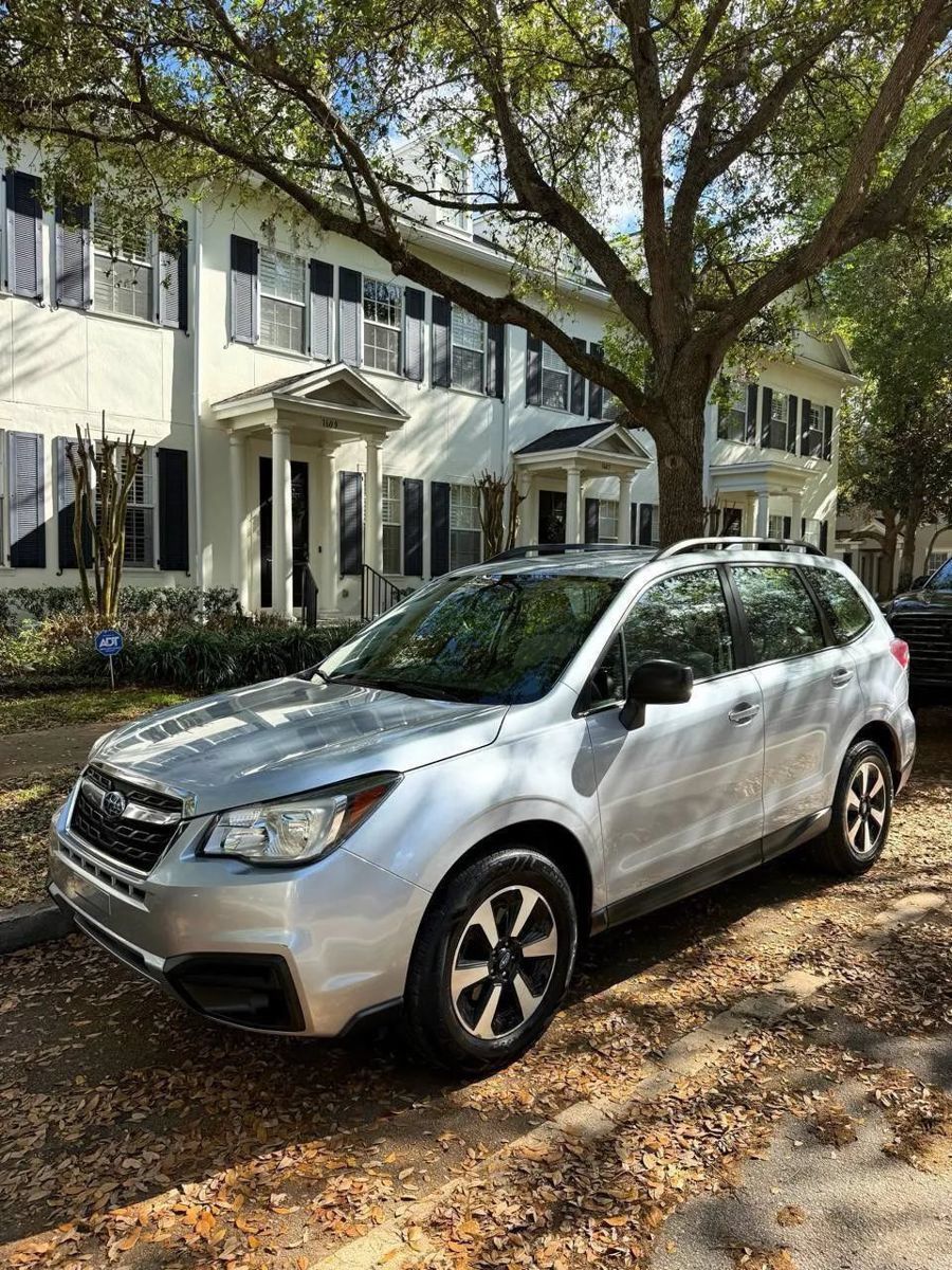 Used 2017 Subaru Forester 2.5i w/ Alloy Wheel Package AWD/4WD image 5