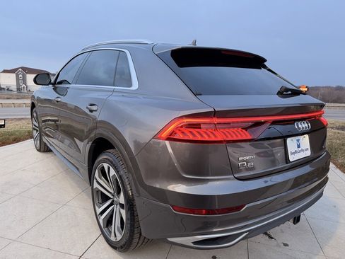 Used 2019 Audi Q8 Prestige image 6