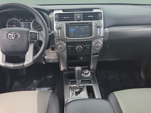 Used 2017 Toyota 4Runner SR5 Premium AWD/4WD image 13