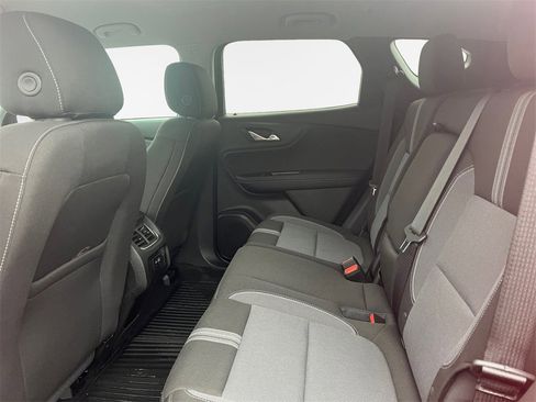 Used 2025 Chevrolet Blazer LT w/ Convenience Package image 24