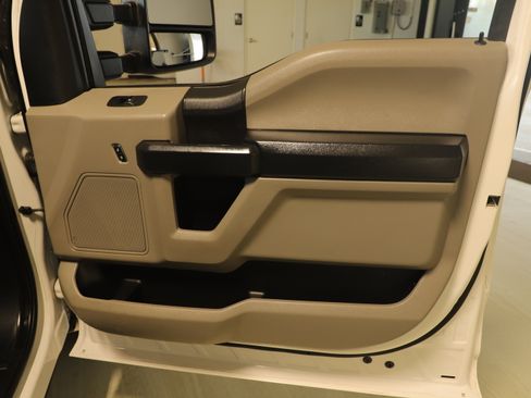 Used 2020 Ford F350 XL w/ STX Appearance Package image 9