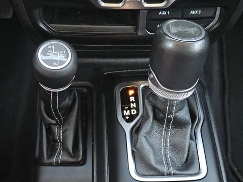 Used 2023 Jeep Wrangler Sahara image 18