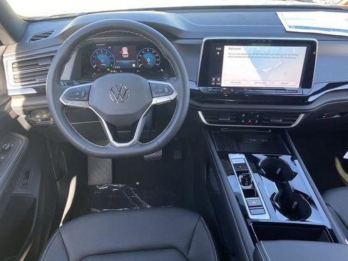 New 2025 Volkswagen Atlas Cross Sport SEL AWD/4WD image 9
