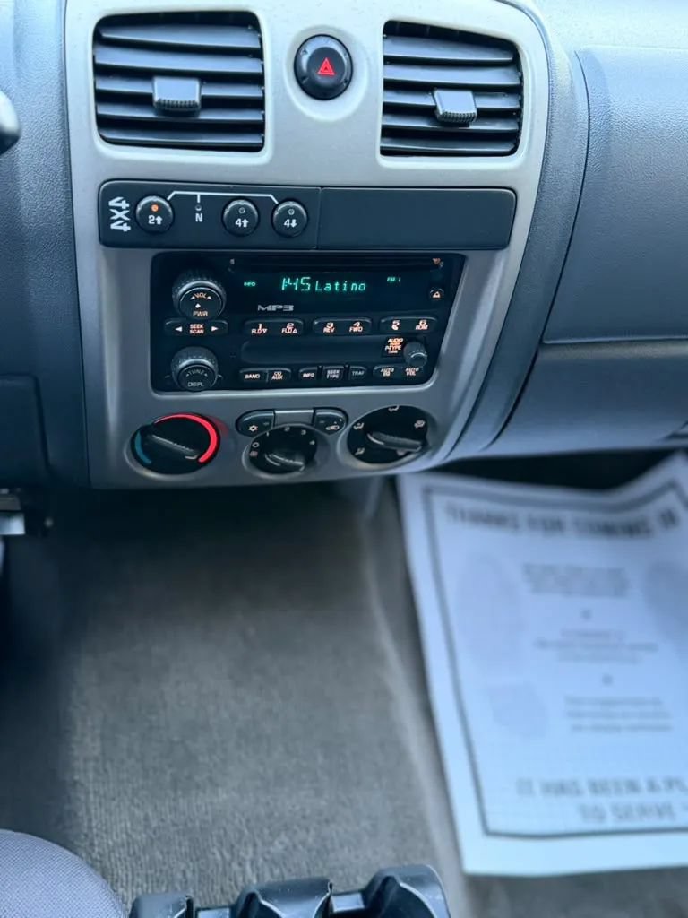 Used 2005 Chevrolet Colorado LS w/ Power Convenience Package AWD/4WD image 20