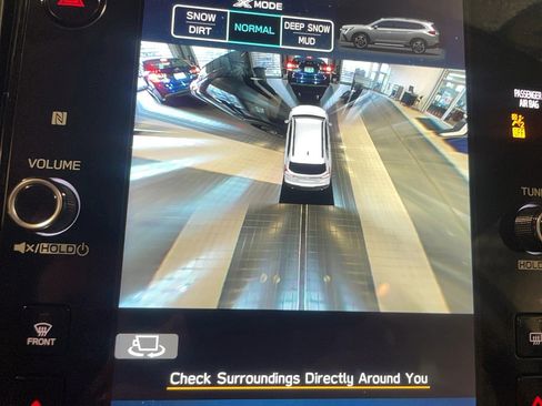 Used 2023 Subaru Ascent Touring image 17