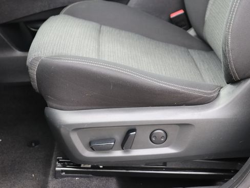 Used 2021 Nissan Rogue SV FWD image 10