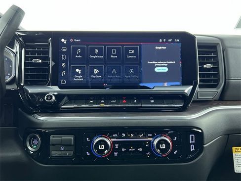 Certified 2025 GMC Sierra 1500 SLT image 13