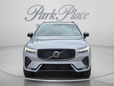Used 2026 Volvo XC60 B5 Plus w/ Protection Package Premier AWD/4WD image 9