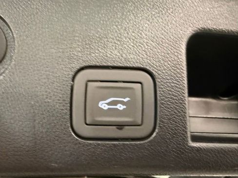 New 2026 Chevrolet Equinox RS image 9